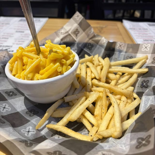 Kid Mac & Cheese.