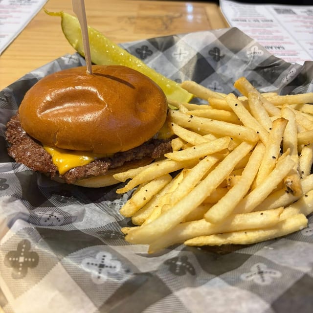 Kid Cheeseburger.