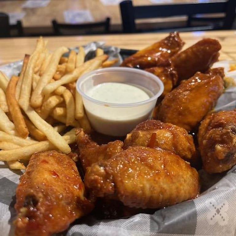 Crunchy Onion Rings: A Bar & Grill Favorite